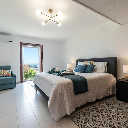 Islet View Feriehus *