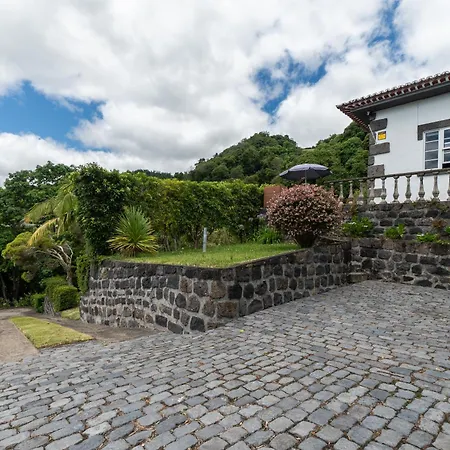 Islet View Вила-Франка-ду-Кампу