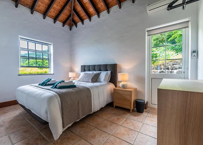 Islet View * Vila Franca do Campo